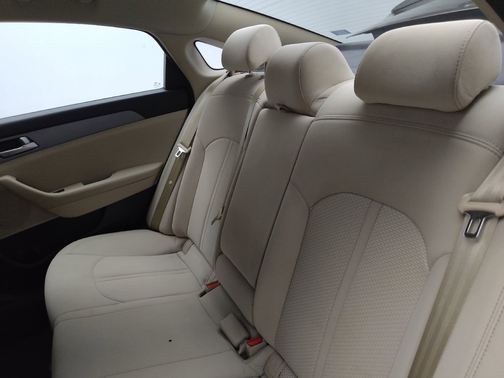 Used 2017 Hyundai Sonata SE FWD image 18