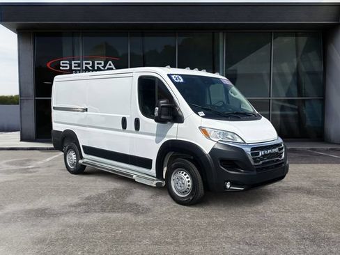 Used 2025 RAM ProMaster 2500 w/ U-Haul Equipment Group FWD image 7