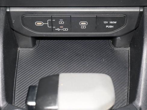 Used 2025 Kia K4 FWD image 21