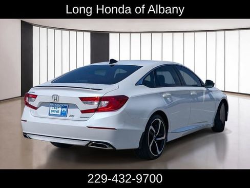 Used 2022 Honda Accord Sport image 6