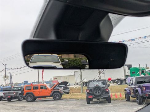 New 2025 Jeep Grand Cherokee L Laredo w/ Luxury Tech Group I image 25