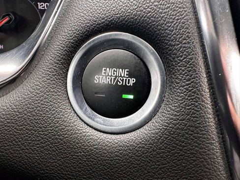 Used 2023 Chevrolet Traverse LT AWD/4WD image 20