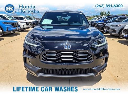 Used 2025 Honda HR-V Sport image 8
