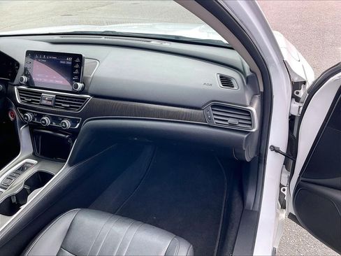 Used 2021 Honda Accord EX-L image 12