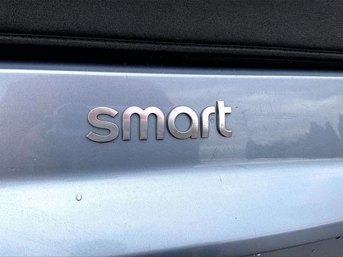 Used 2013 smart fortwo passion image 8