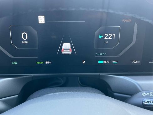 Used 2024 Kia EV9 Light RWD image 14