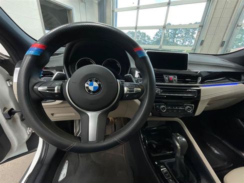 Used 2018 BMW X2 xDrive28i w/ M SportX Package AWD/4WD image 15