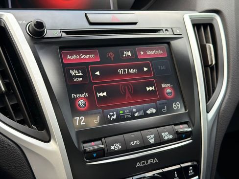 Used 2016 Acura TLX V6 w/ Technology Package FWD image 25