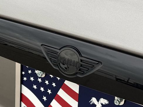 Used 2018 MINI Cooper S image 18