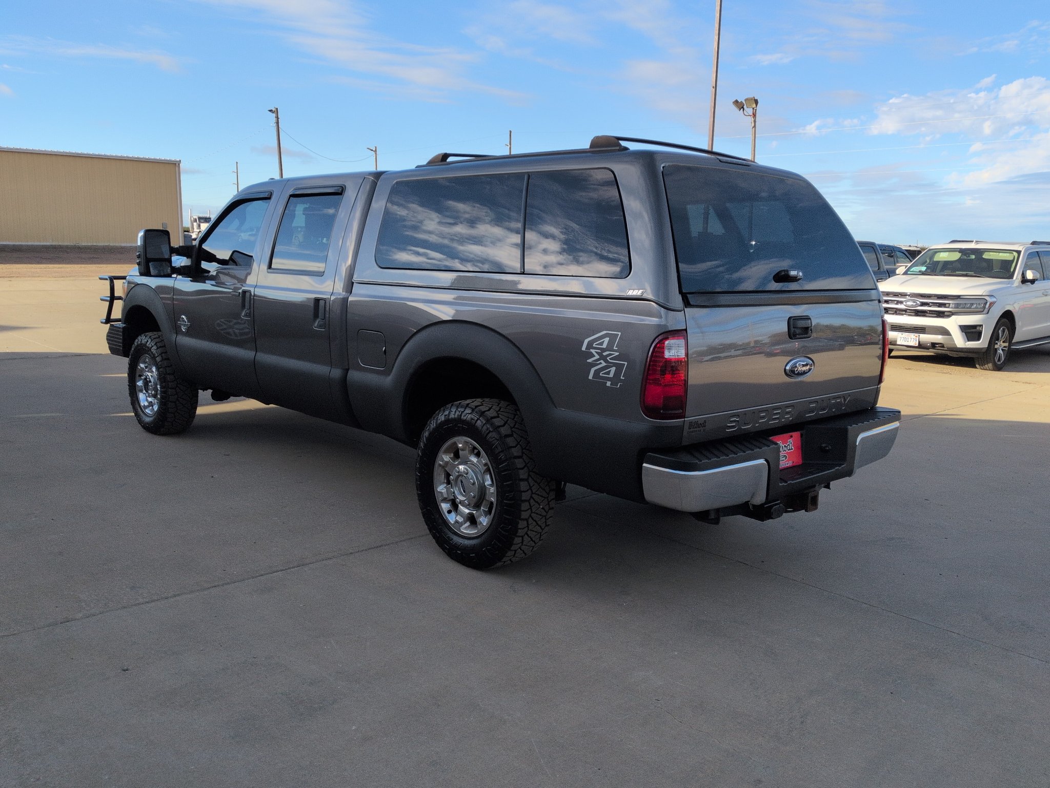 Used 2012 Ford F250 XLT w/ XLT Premium Pkg AWD/4WD image 6