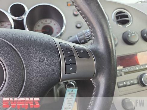 Used 2007 Pontiac Solstice Convertible w/ Premium Package RWD image 13