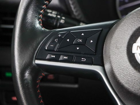 Used 2023 Nissan Sentra SR w/ SR Premium Package FWD image 13