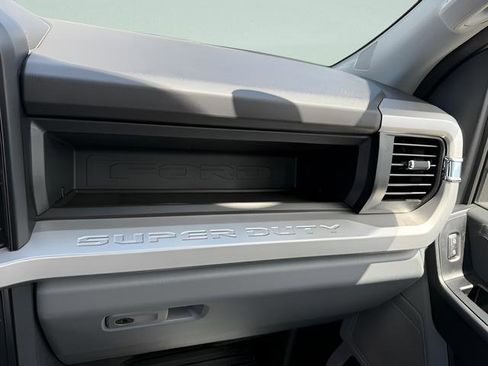 New 2025 Ford F450 XL image 19