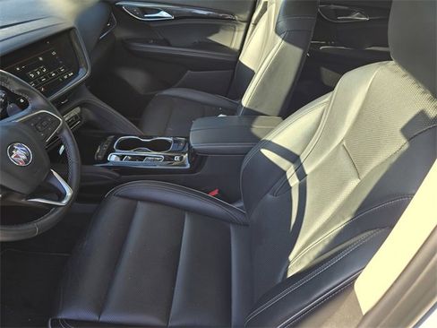 Used 2023 Buick Envision Essence image 19