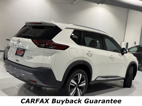 Used 2023 Nissan Rogue SL image 3