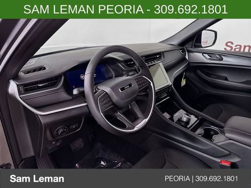 New 2025 Jeep Grand Cherokee L Laredo w/ Luxury Tech Group I image 9