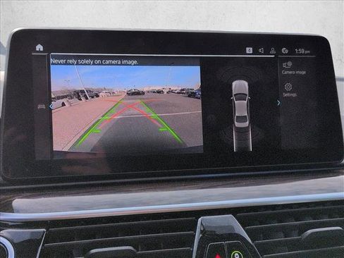 Used 2021 BMW 530e xDrive w/ Convenience Package image 14