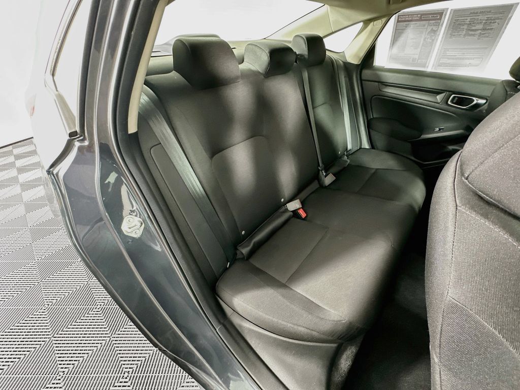 Used 2025 Honda Civic LX image 32