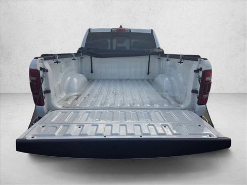 Used 2023 RAM 1500 Laramie AWD/4WD image 5