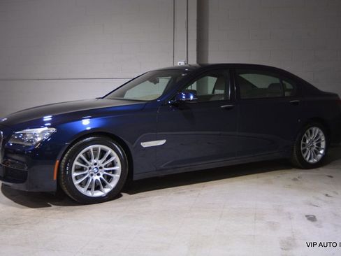 Used 2014 BMW 750Li xDrive image 30