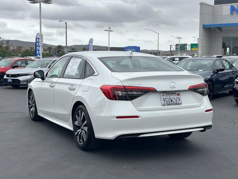 Certified 2023 Honda Civic EX image 3