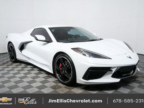 Used 2021 Chevrolet Corvette Stingray image 1