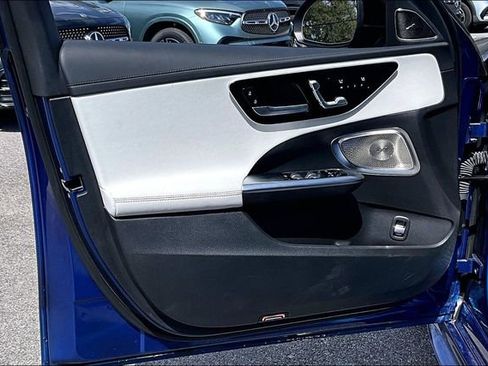 Used 2024 Mercedes-Benz C 300 Sedan image 17