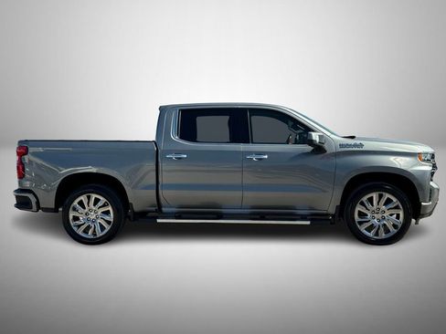 Used 2019 Chevrolet Silverado 1500 High Country w/ High Country Premium Package image 5