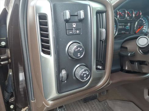 Used 2018 Chevrolet Silverado 2500 LTZ w/ Duramax Plus Package image 26