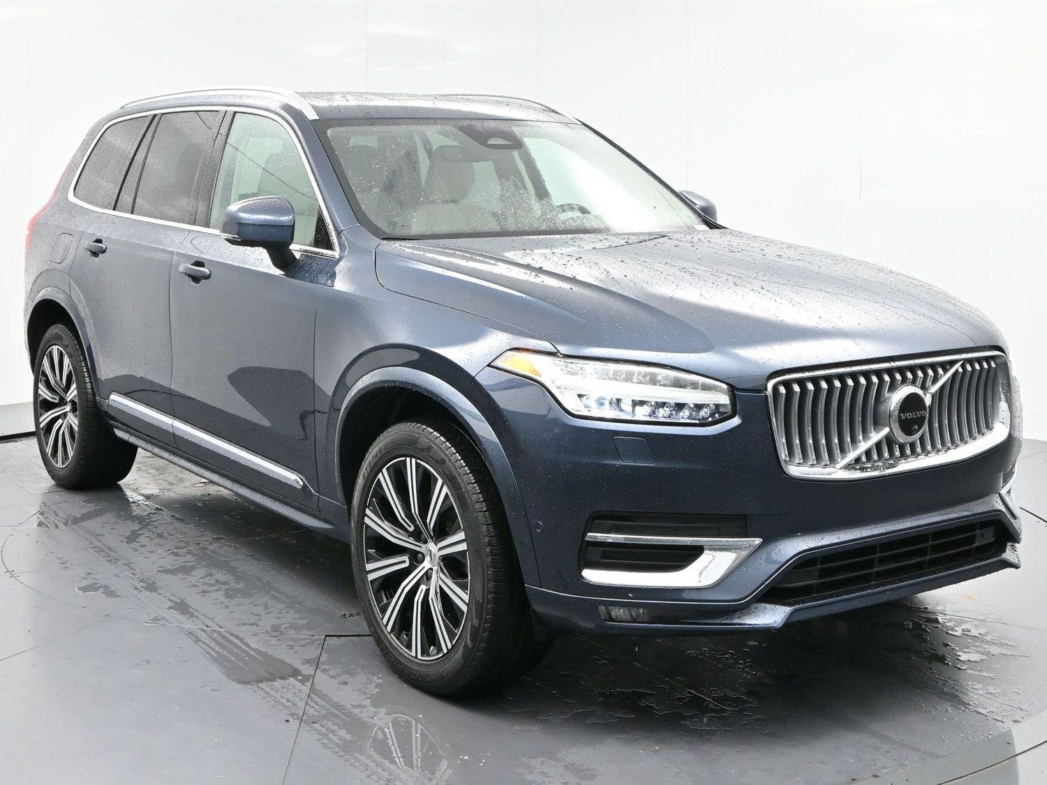Used 2023 Volvo XC90 B6 Plus w/ Protection Package AWD/4WD image 2