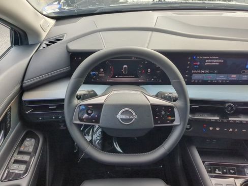Certified 2025 Nissan Murano SL AWD/4WD image 16