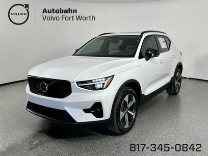 New 2025 Volvo XC40 B5 Plus w/ Protection Package Premier