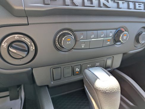 Used 2025 Nissan Frontier S AWD/4WD image 24