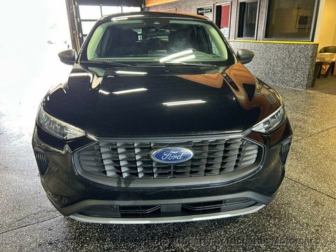 Used 2024 Ford Escape Active AWD/4WD image 7