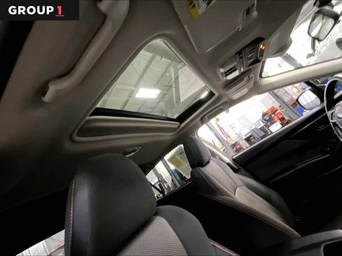 Certified 2022 Subaru Crosstrek 2.0i Premium w/ Moonroof Package image 13