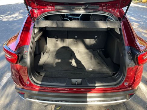 Used 2025 Chevrolet Trax LT image 29