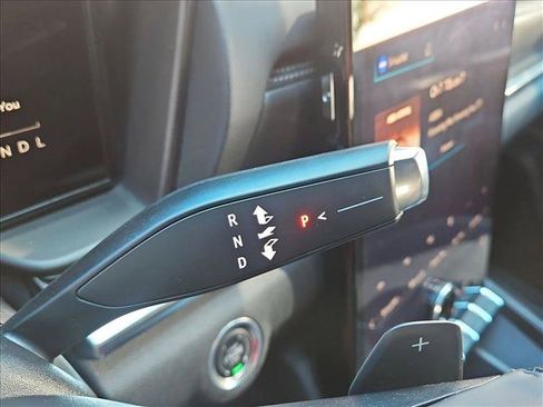Certified 2025 GMC Terrain Elevation AWD/4WD image 12