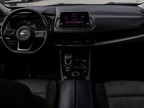 Used 2024 Nissan Rogue SV AWD/4WD image 31