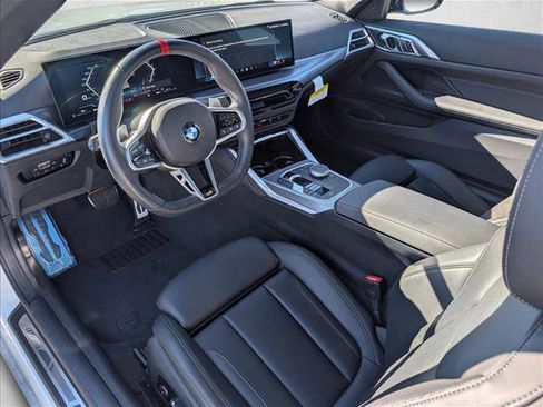 Used 2025 BMW 440i xDrive Coupe w/ Parking Assistance Package image 10