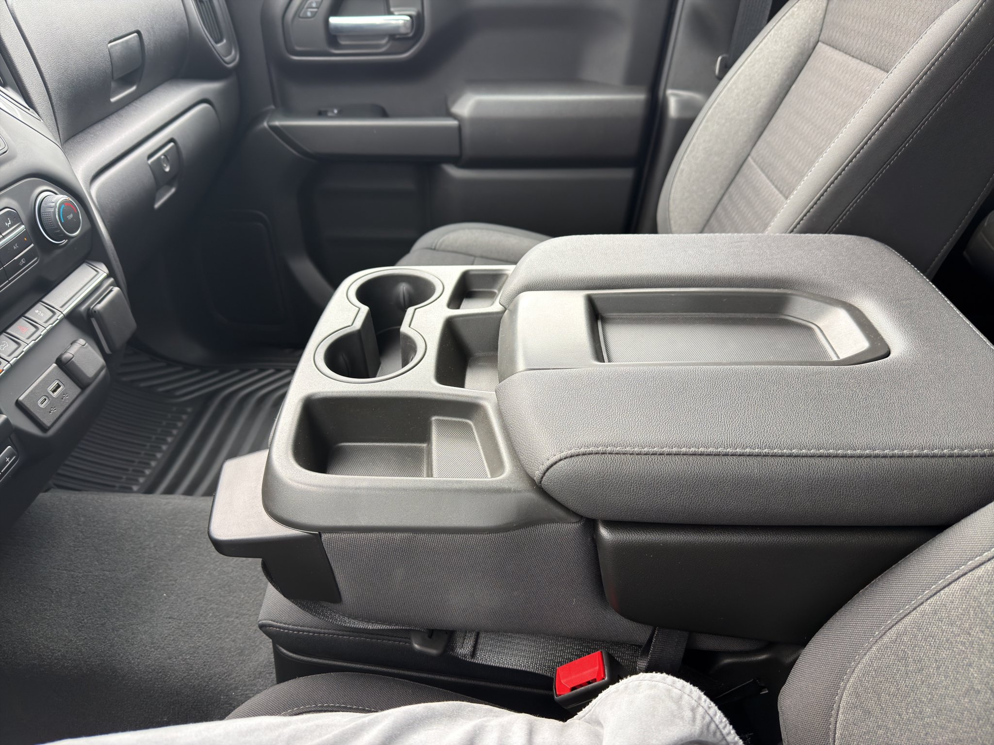 Used 2023 Chevrolet Silverado 1500 Custom w/ 2.7L Blackout Package AWD/4WD image 19
