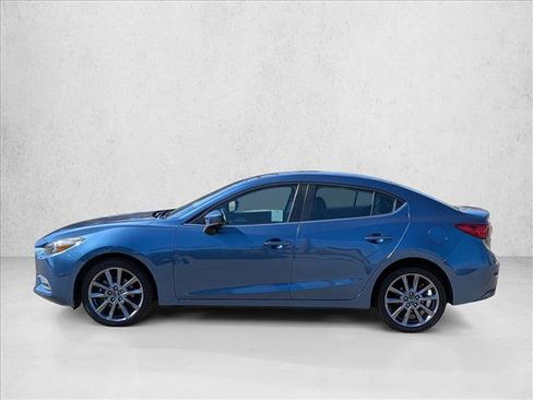 Used 2018 MAZDA MAZDA3 Touring FWD image 9