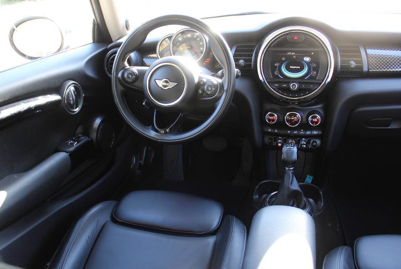 Used 2017 MINI Cooper S FWD image 32