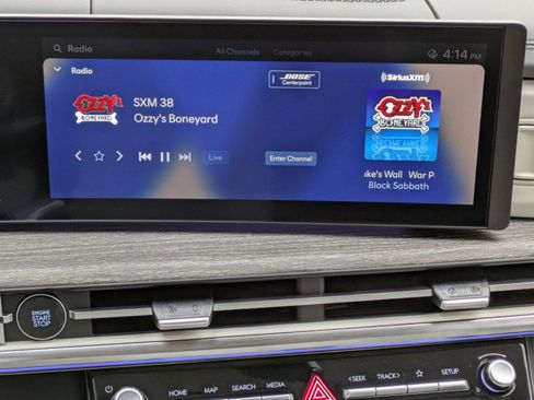 Used 2025 Hyundai Santa Fe Calligraphy image 13