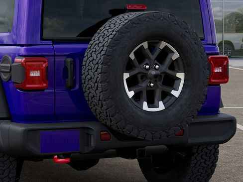 New 2026 Jeep Wrangler Unlimited Rubicon w/ Technology Group AWD/4WD image 13