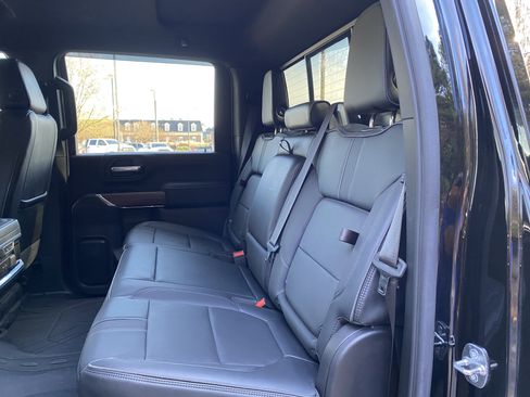 Used 2023 Chevrolet Silverado 3500 High Country image 36