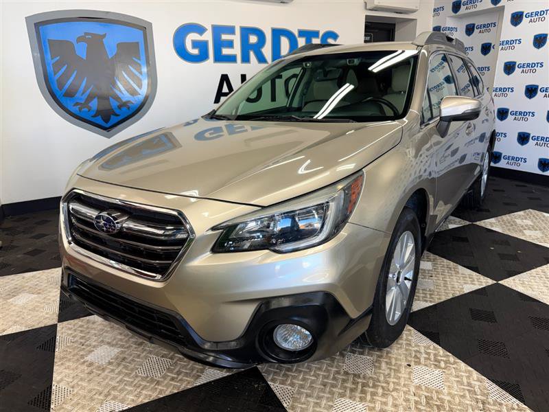 Used 2013 Subaru Outback 3.6R Limited w/ Moonroof Pkg AWD/4WD image 1