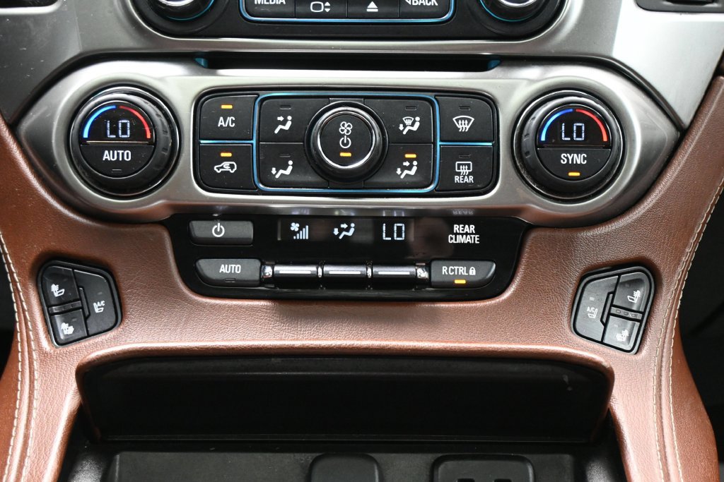Used 2016 Chevrolet Suburban LTZ AWD/4WD image 23