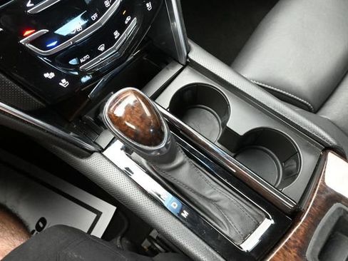 Used 2014 Cadillac XTS Premium FWD image 41