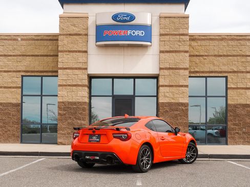 Used 2017 Toyota 86 860 Special Edition image 6