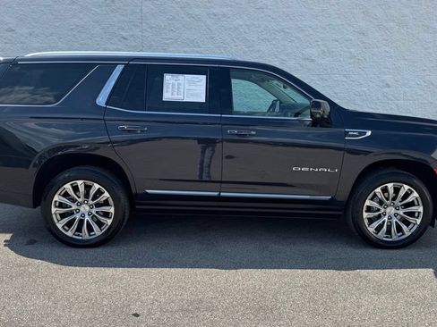 Used 2023 GMC Yukon Denali w/ Max Trailering Package AWD/4WD image 2